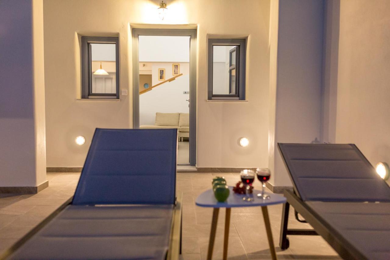 Luxe Maroussi Villas Pyrgos Kallistis Bagian luar foto